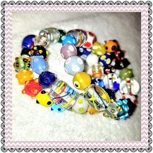 Lampwork artglass bead bracelet, 3 loop coil-style